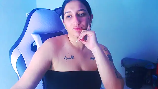 liz_dirty webcam