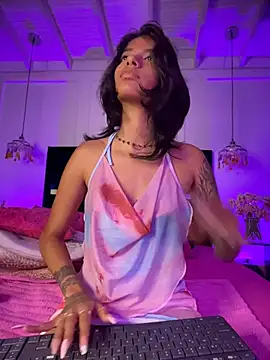 TweetiePieXXX webcam