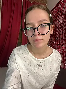 MyKittySayMeow webcam