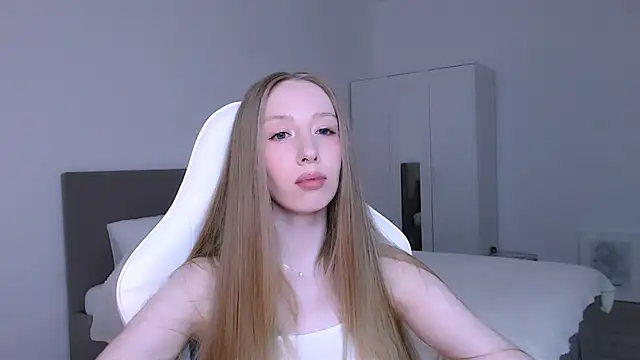 Luna_insniity webcam