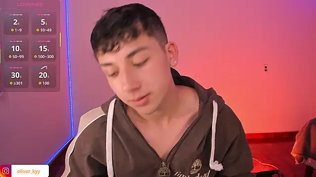 oliver_kyy webcam