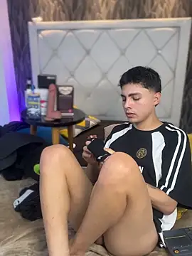 samu_hott - Samu_Hott's free webcam - UK Sex Cams