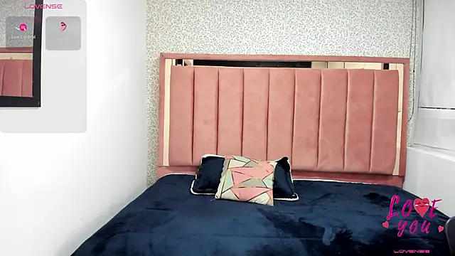 kelly__hot_ - Kelly__Hot_'s free webcam - UK Sex Cams