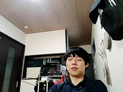 whitebriefboy webcam