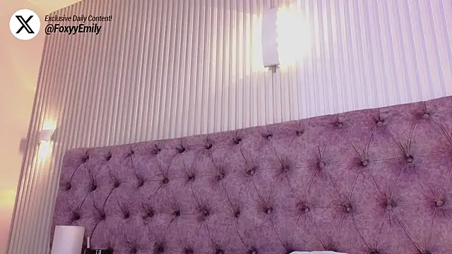 EMILYY_FOXY webcam