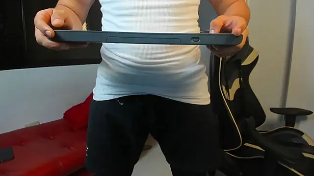 julian_wallace webcam