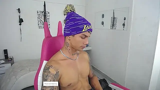 Leonard_Price webcam