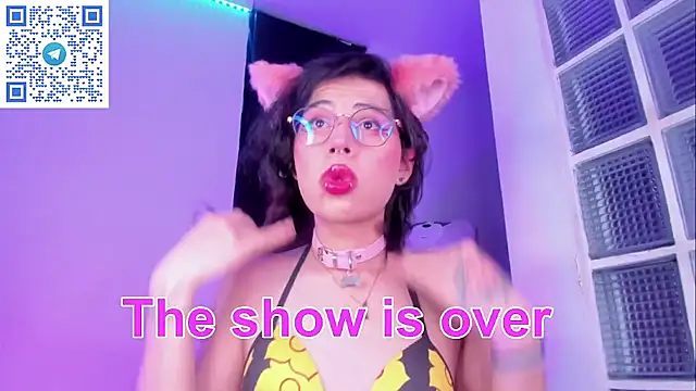 Sweet-SharoKitty webcam