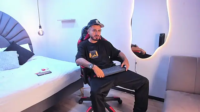 MatthewCullen webcam