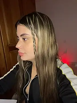 Miss_valeriaa webcam