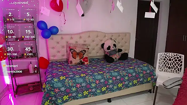 thalia_mills19 webcam