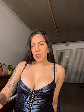 Lolathebaddie webcam