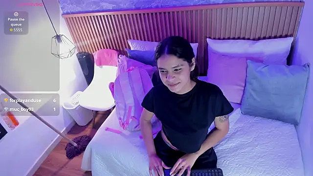 alina_souvage_ webcam