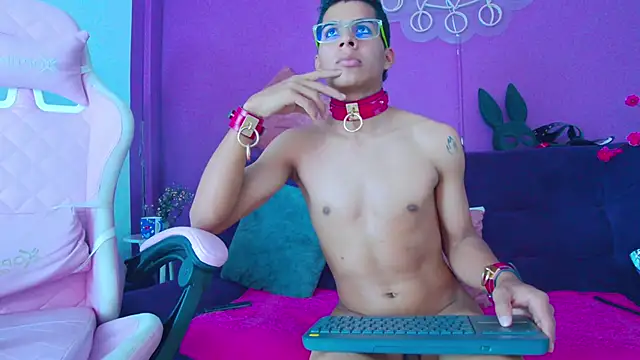 Noah_Greenhartt webcam