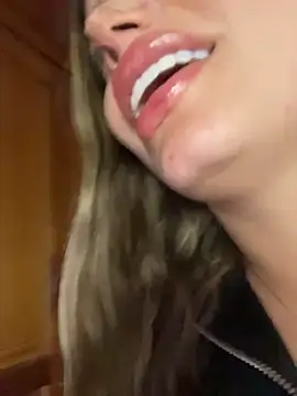 Miss_valeriaa webcam