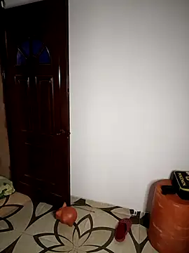 Simone_Miller webcam