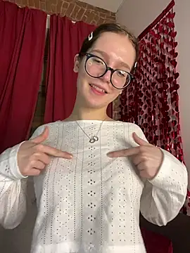 MyKittySayMeow webcam