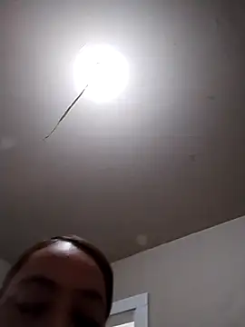 sweetandspicyyy - Sweetandspicyyy's free webcam - UK Sex Cams