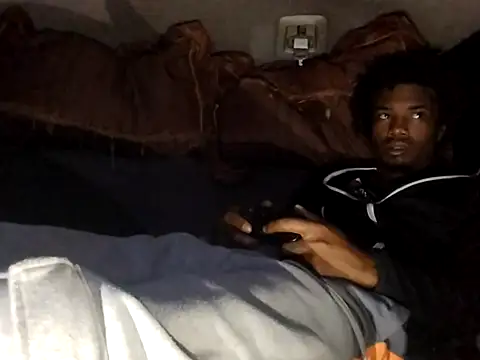 SlimeCrownzOut5 webcam