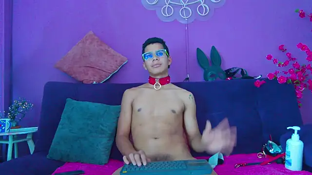 Noah_Greenhartt webcam