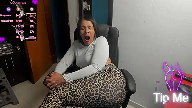 peanut_tangerine webcam