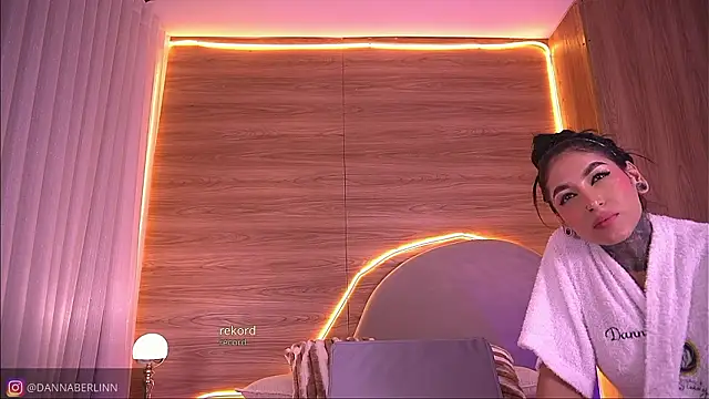 danna_berlin_ webcam