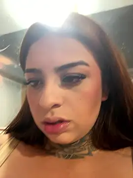 emilymoore_pink - EmilyMoore_Pink's free webcam - UK Sex Cams