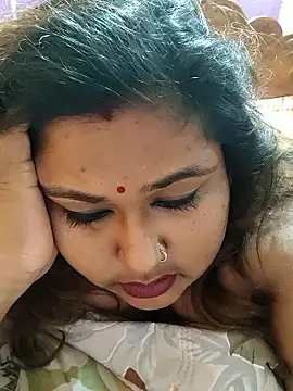 Webcam Model (hotbhabhi011)  is live.Free join now!