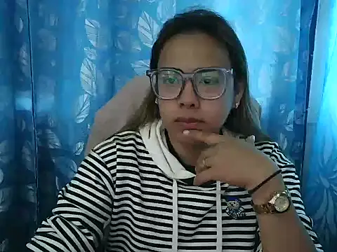 your_prettygirlxxx - Your_PrettyGirlxxx's free webcam - UK Sex Cams