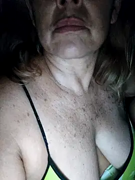 kasandra_ho - Kasandra_Ho's free webcam - UK Sex Cams