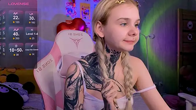 Britney_Lynch webcam