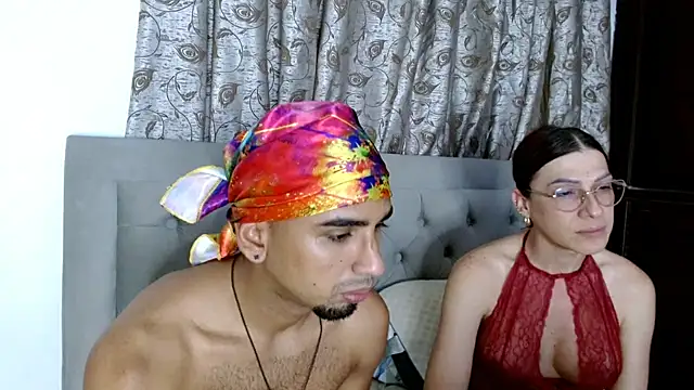 sweethoneytsx webcam