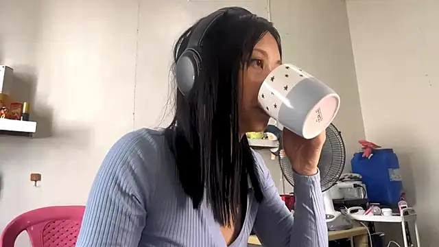 GloryKulikowski webcam