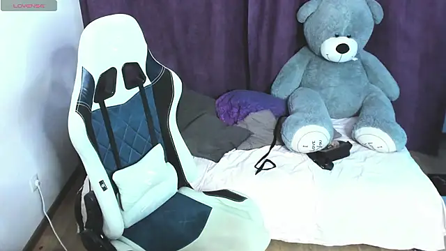 sexxx-queen (T young) - big load cum fucking dildo 25 sm