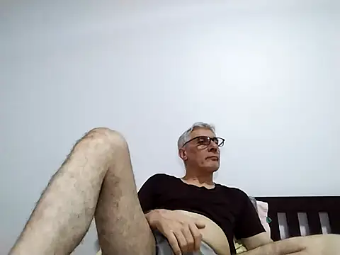 BIGUNCUTHARDCOCK webcam