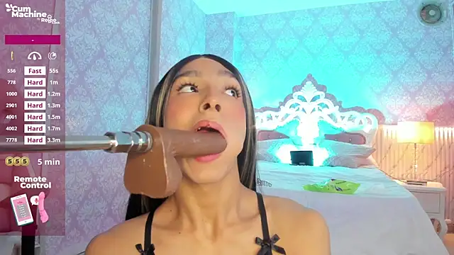 _AdharaSkinny webcam