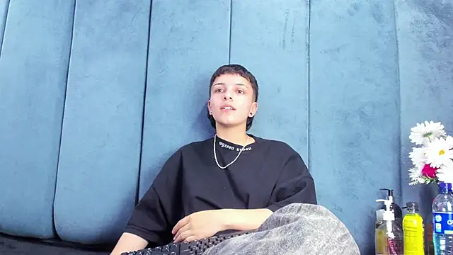 Megan_Thompson_ webcam