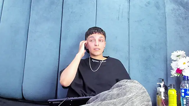 Megan_Thompson_ webcam