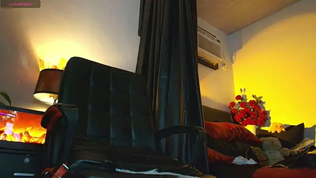 JadeScarlet_LoveLace webcam