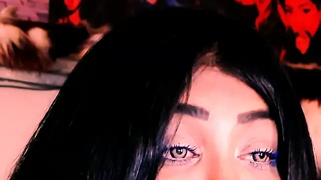 indian_dreamgirl webcam