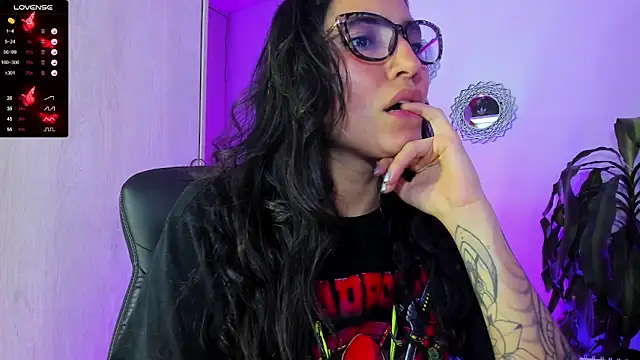 bella_thorne3 - Bella_thorne3's free webcam