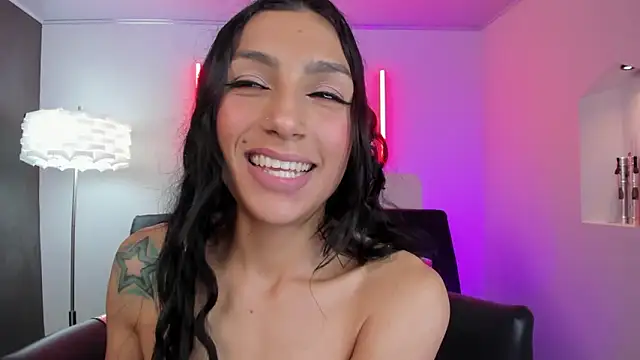 miss___evangeline - Miss___evangeline's free webcam - UK Sex Cams