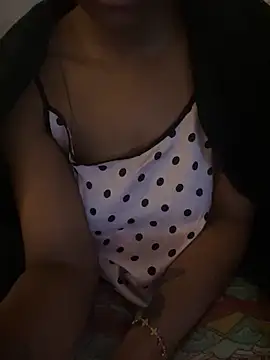 Webcam Model (browncutie7)  is live.Free join now!