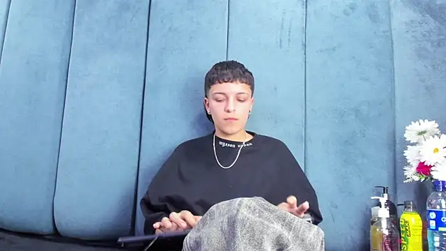 Megan_Thompson_ webcam