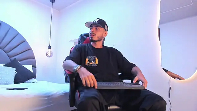 MatthewCullen webcam