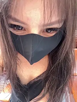 美女Carlin-yiyi在线直播