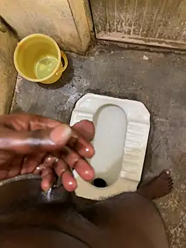 Crazyworldqueenking webcam