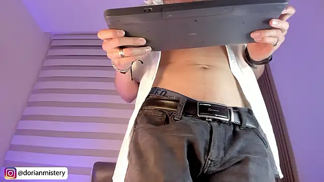 Dorianmistery2322_ webcam