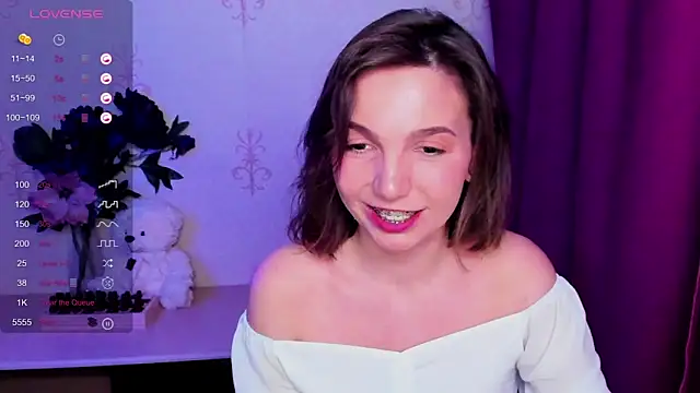 KindHazelHere_ webcam