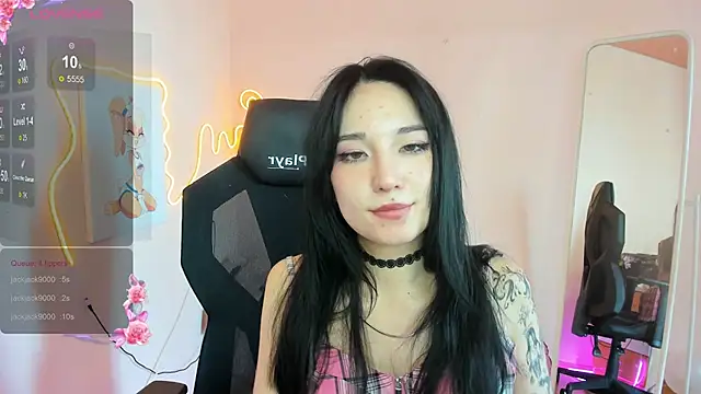 AliceeinWonderlanddd webcam